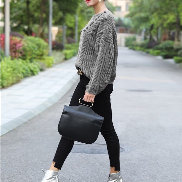 $ FIRM 🌷Black Cable Knit and Pom Pom Sweater - Picture 5 of 8